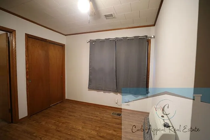 1336 Western St — Photo 4