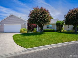 1260 SE Colonial Dr, College Place, WA