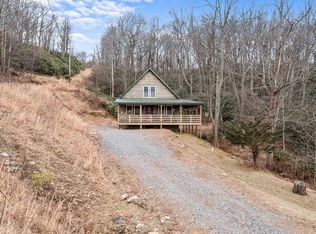 799 Crystal Springs Dr, Fancy Gap, VA 24328
