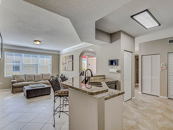 5th image of 276 Murcia Drive #313
