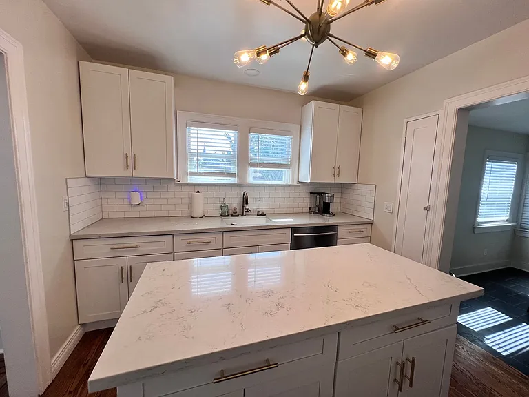 2355 Cherry St — Photo 35
