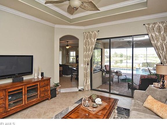4th image of 9391 River Otter Dr