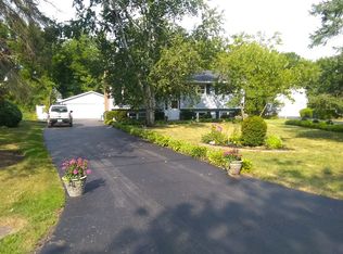 23048 N Richard Ct, Prairie View, IL 60069