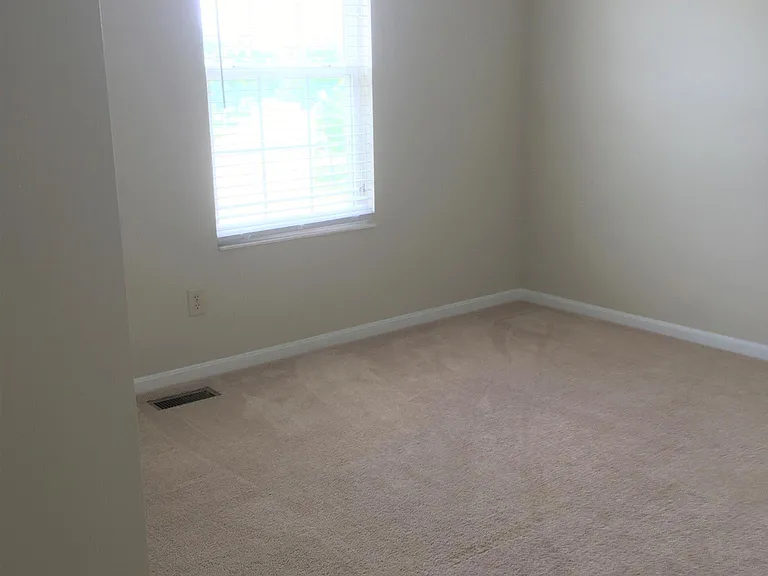 Bedroom 2 picture 1