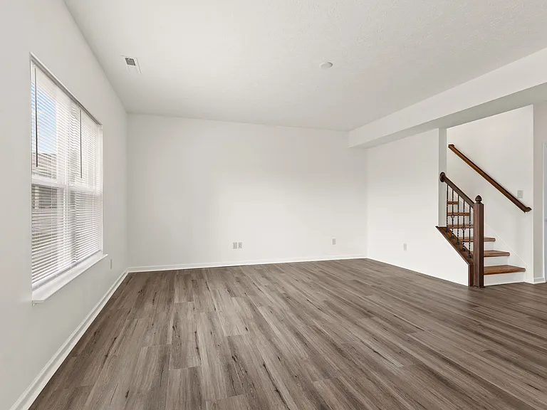 18139 Pennsy Way #10 — Photo 6