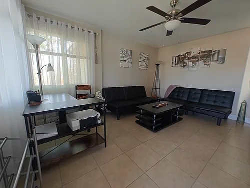 1122 Westwood Dr #1 Photo 1