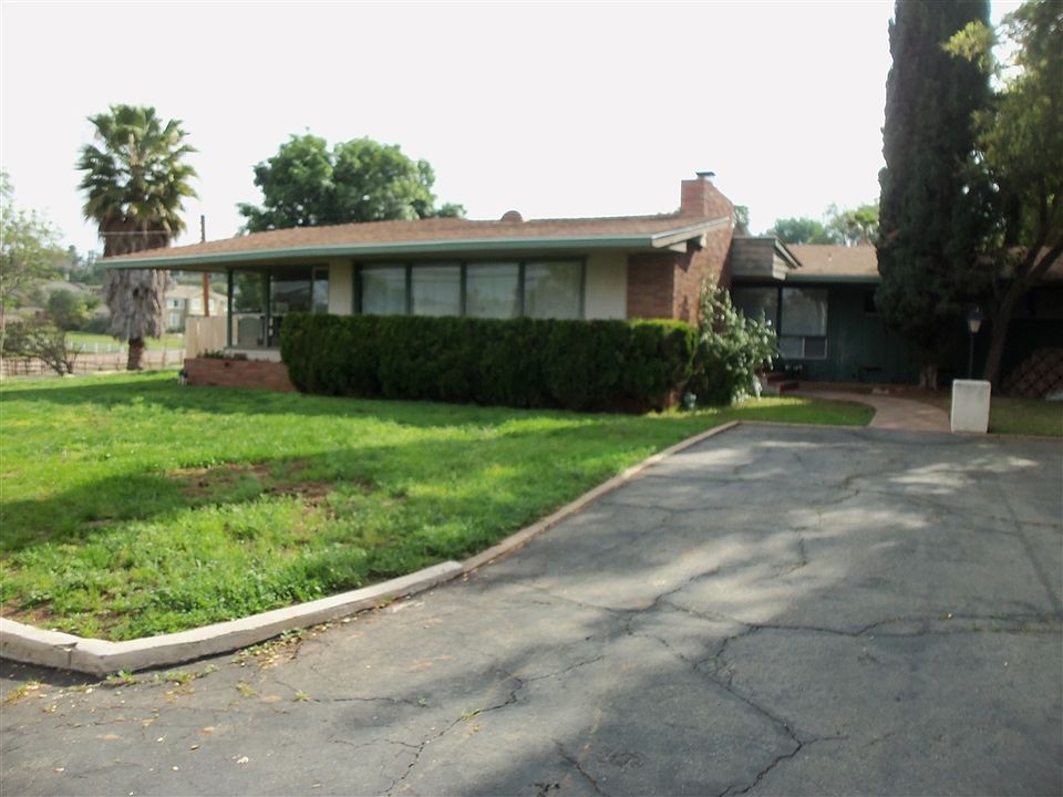 1st image of 2578 Miller Ave