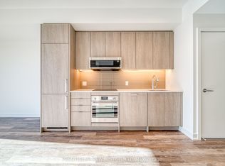 250 Lawrence Ave W #213, Toronto, ON M5M 1B2