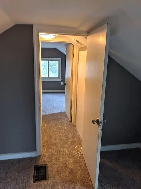 3 bed, $1,700 — Photo 2