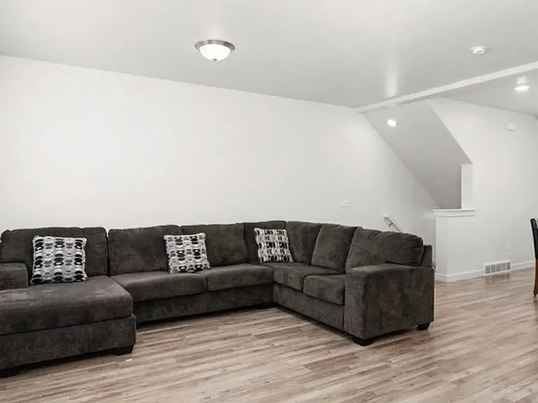 1456 S 615 W — Photo 11