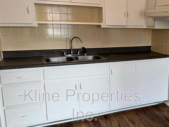 5th image of 2826 S Pennsylvania St APT B18