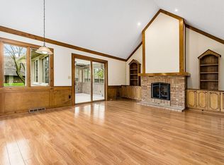 1911 Fontenay Ct, Columbus, OH 43235