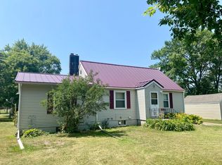 126 4th St SE, Renville, MN 56284