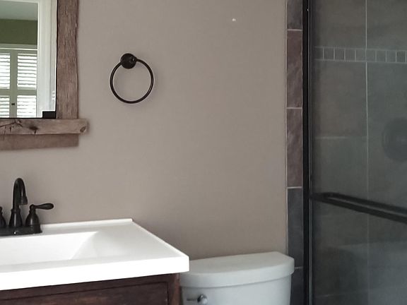 2nd image of 51 Lake Dr #4