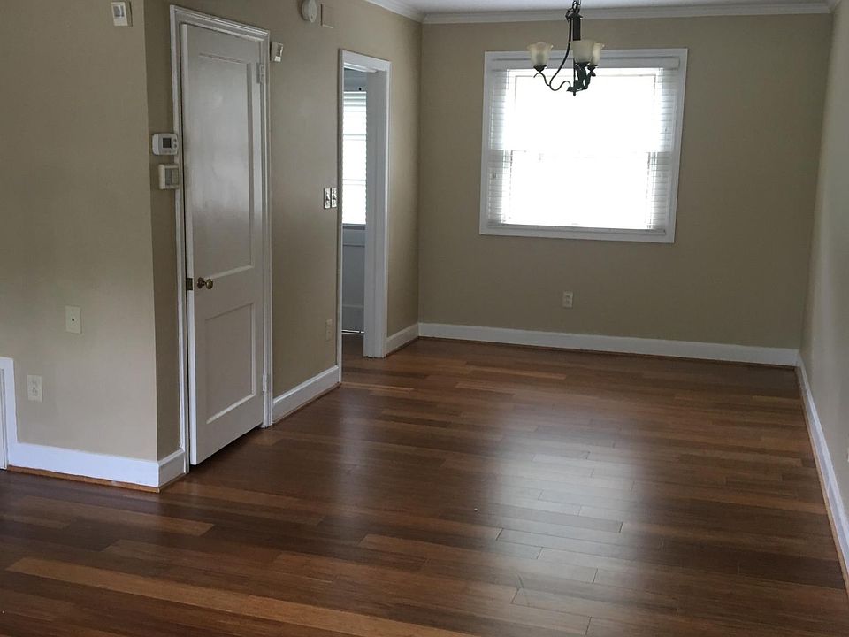 2nd image of 100 Lewis Dr Unit 18B