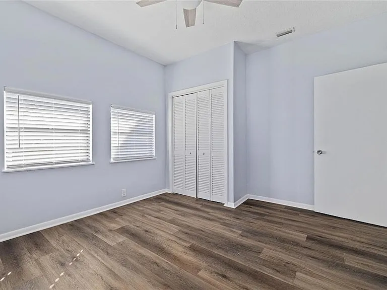 1103 N Willow Ave — Photo 16