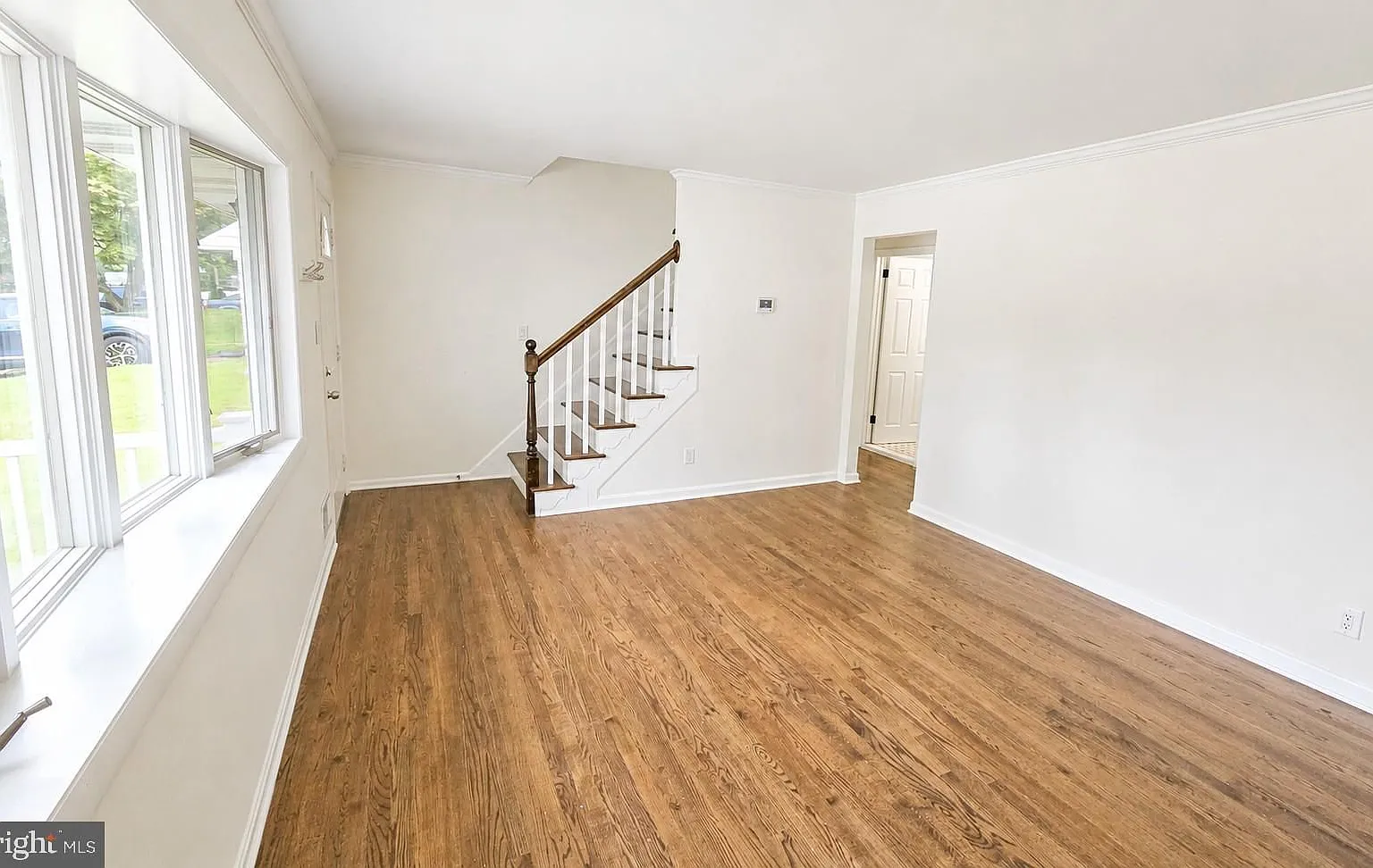 4 bed, 2.0 bath, 1533 sqft, $2,700 — Photo 3