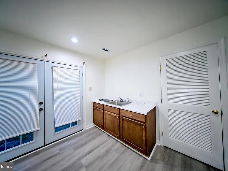 3308 Heidi Ln — Photo 4