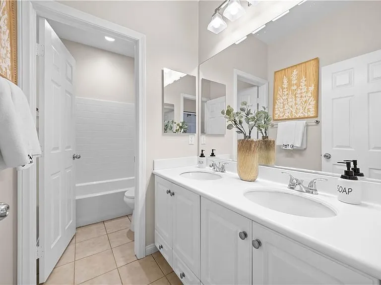 14807 Meadows Way — Photo 14