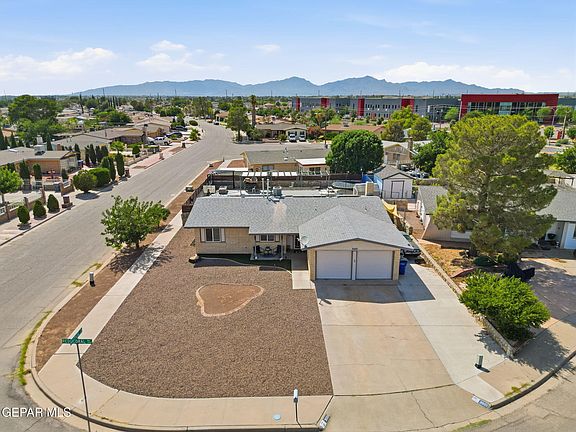 3rd image of 3001 Red Coral Way
