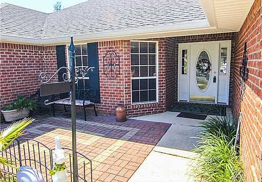3rd image of 16679 Creek Ln