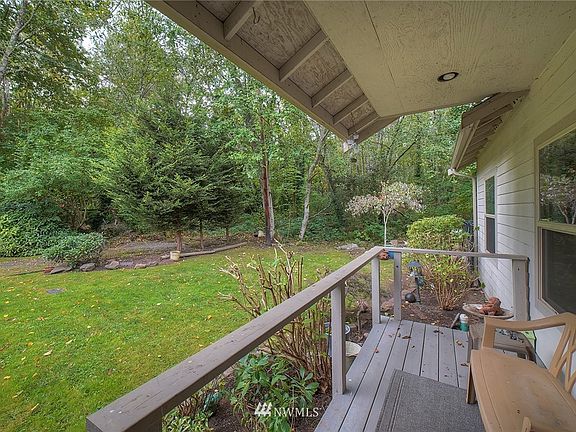 Nicely located at the end of the street with a natural buffer.