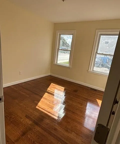 94 Canterbury St #1 — Photo 4