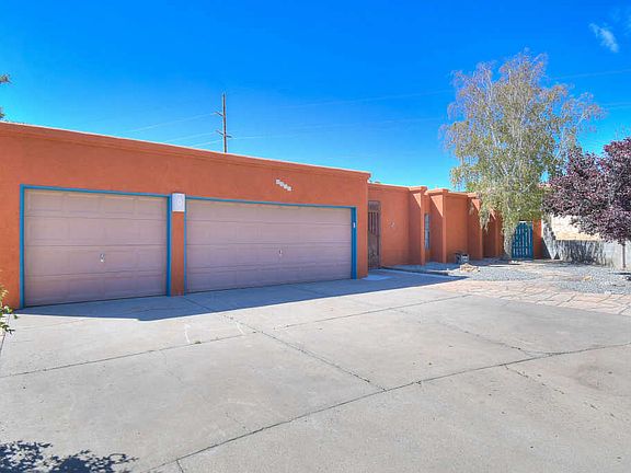 4th image of 4019 Calle Pino NE