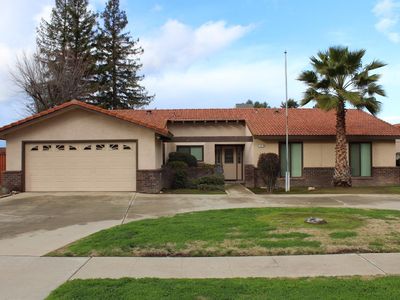 405 W Sierra Ave, Clovis, CA, 93612