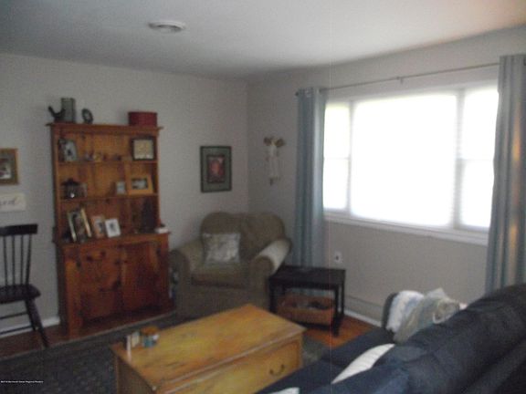 5th image of 18 Salem Drive #B