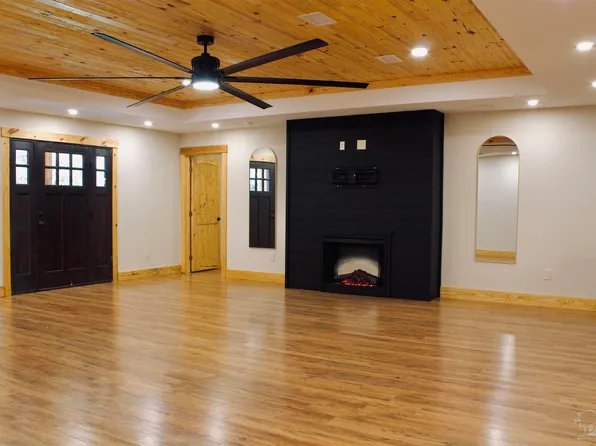 7672 Tuttle Blvd, Milton, FL 32583