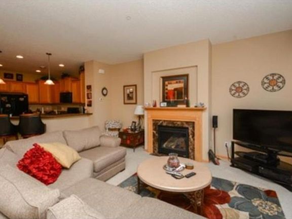 5th image of 9646 Scott Cir N