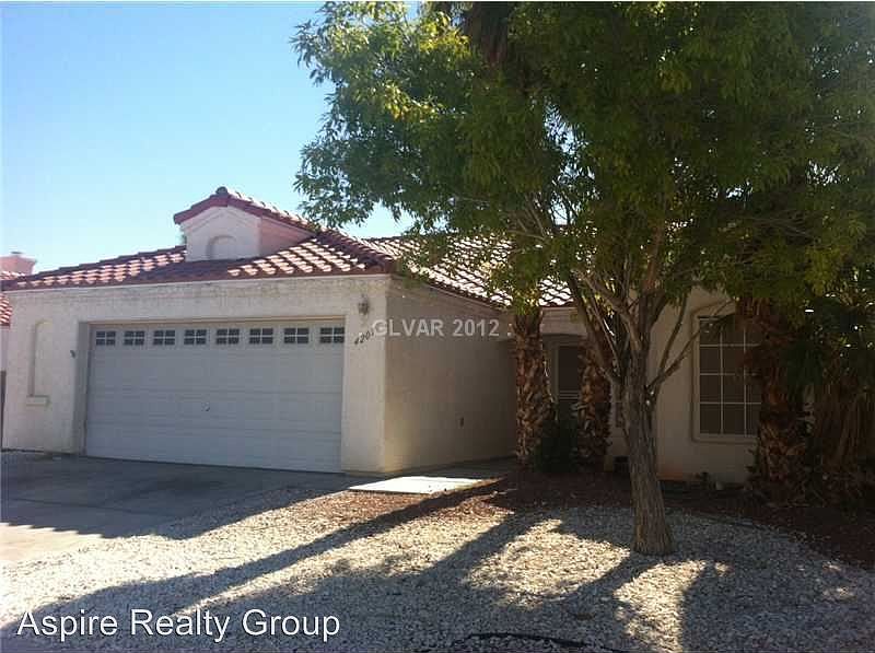 2nd image of 4205 Linniki St