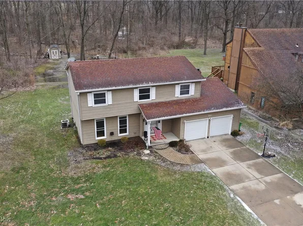591 Treeside Dr, Stow, OH 44224