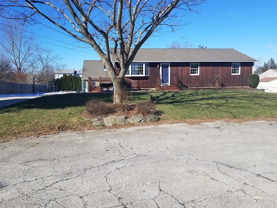 Oversized 3 BR Ranch