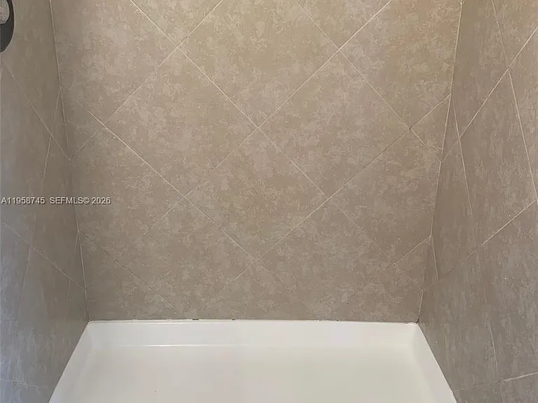 20815 NE 8th Ct #20220 — Photo 10