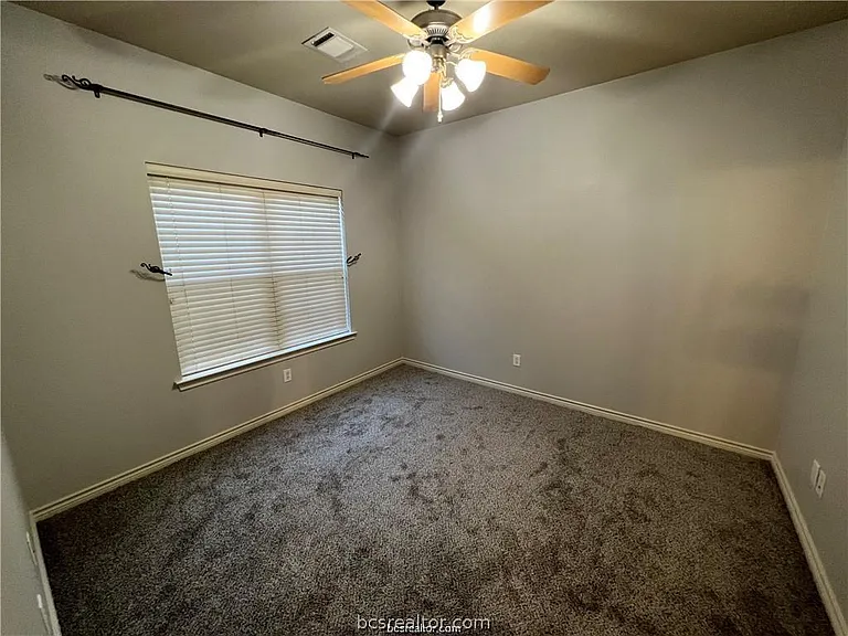 150 Forest Dr — Photo 5