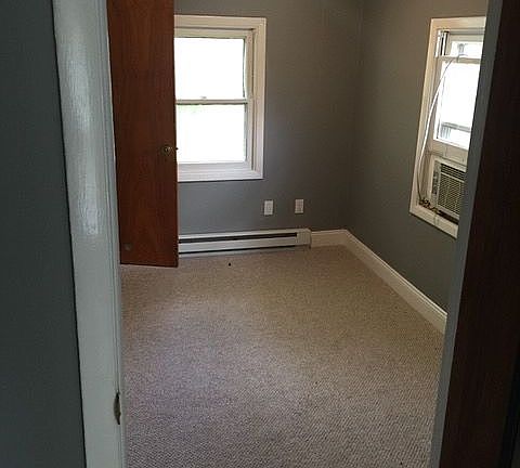 3rd image of 43 Thompson St