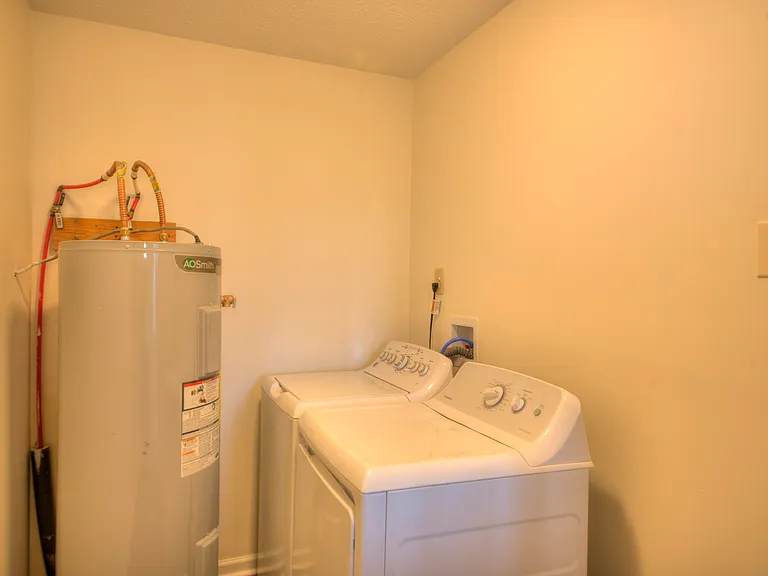 669 Lee Jackson Hwy — Photo 28