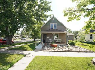 501 6th Ave SE, Jamestown, ND 58401