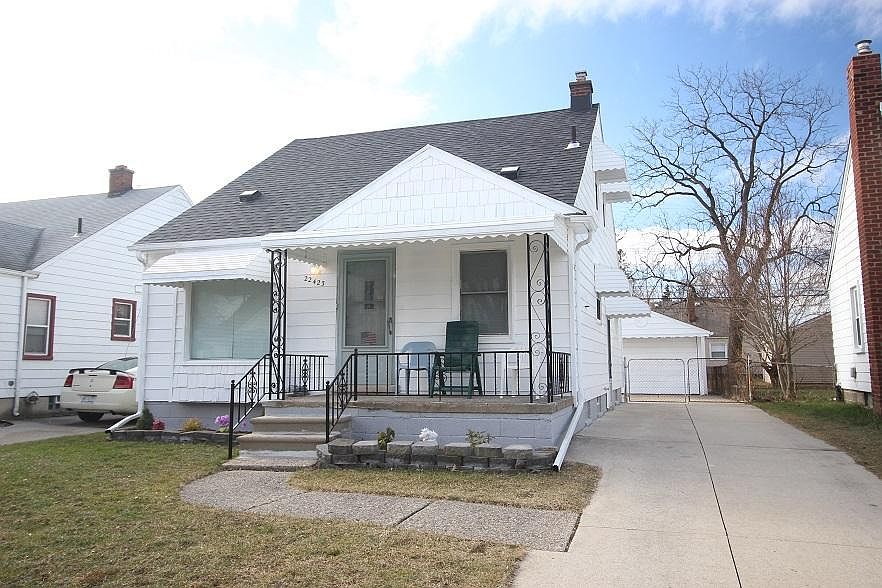 1st image of 22423 Lambrecht Ave