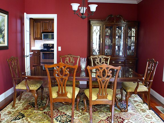 5th image of 620 Tiffany Nicole Ln
