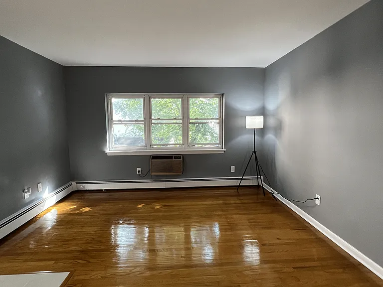 71 Washington Ave #9 — Photo 1