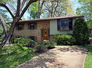 2002 Dana Dr, Hyattsville, MD 20783