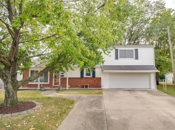 676 Washington Ave, East Alton, IL 62024