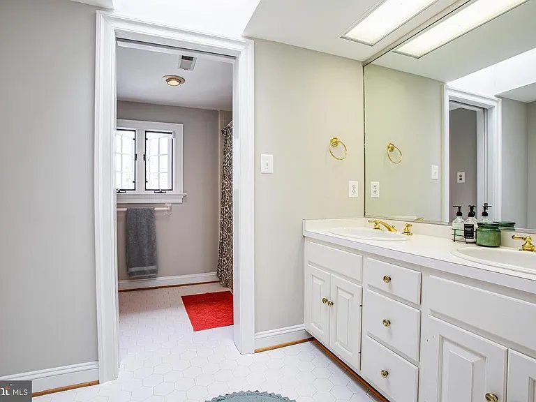 507 Hanover St — Photo 26