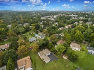 101 Hunter Rd, Plymouth Meeting, PA 19462