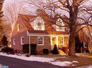 939 Sara Dr, Springfield, PA 19064