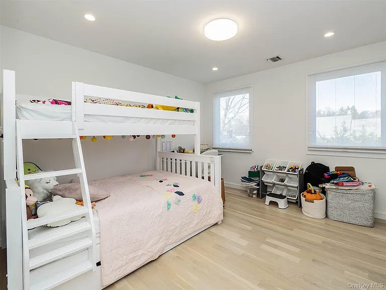 27 Pine St — Photo 31