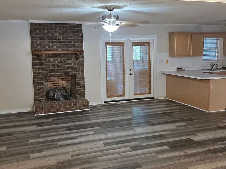 113 Lakeland Dr — Photo 22